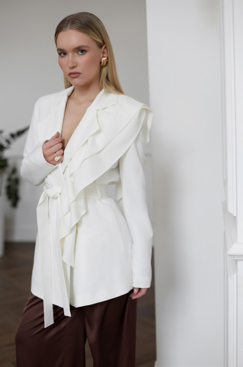 Жакет со съёмным воланом и поясом 