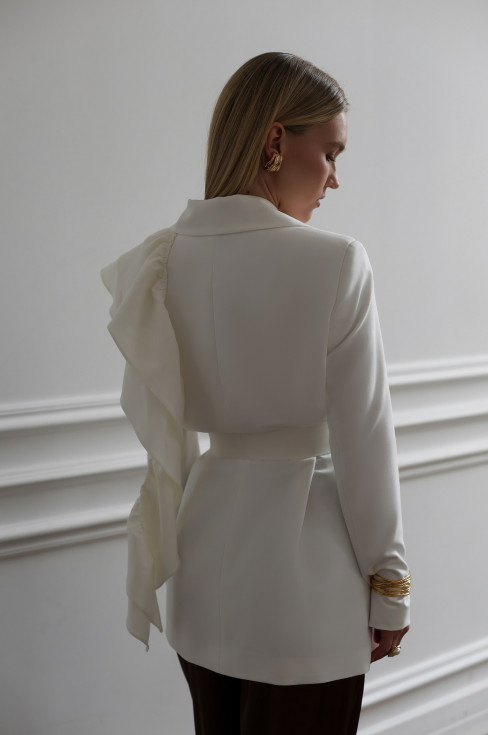 Жакет со съёмным воланом и поясом 