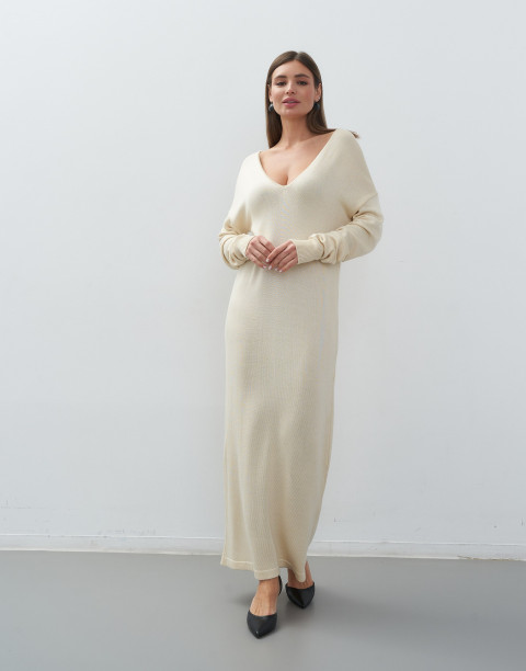 Вязаное платье-миди с V-образным вырезом из вискозы