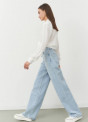 Образ с широкими джинсами