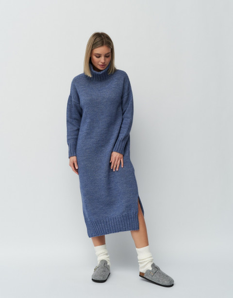 Вязаное платье-свитер длины миди из шерсти